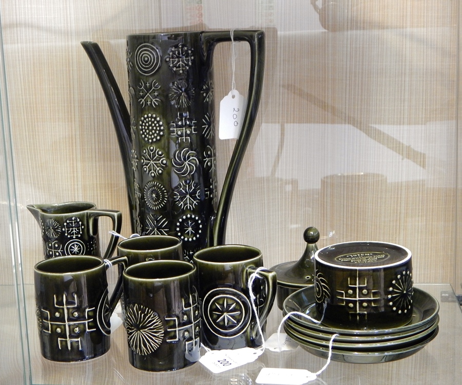 Portmeirion Totem part coffee set  Live Bidding: If you would like a condition report on this lot,