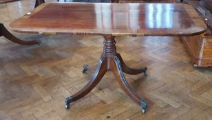 Rectangular oak table on turned and bulbous supports,