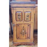 Victorian pine side cupboard,