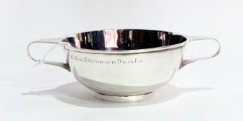 Early 20th century silver quaich of plain form, London 1914, 12cm diameter, 6oz approx.