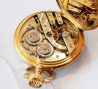 18K gold pocket watch, button winding with subsidiary seconds dial,