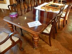 Victorian mahogany wind-out dining table with serpentine thumb moulded edging,