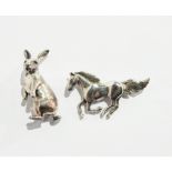 Silver miniature model rabbit marked 925 and horse brooch (2)