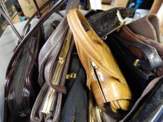 A selection of vintage leather handbags and evening bags (1 box)