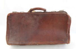 Large old leather Gladstone bag