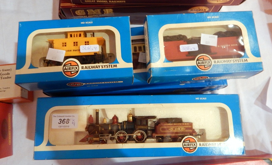 Airfix Railways  'OO' gauge to include Union Pacific engine and tender, Great Western engine,