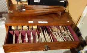 A canteen of Community silver plate with six place settings including dinner knives, dessert knives,