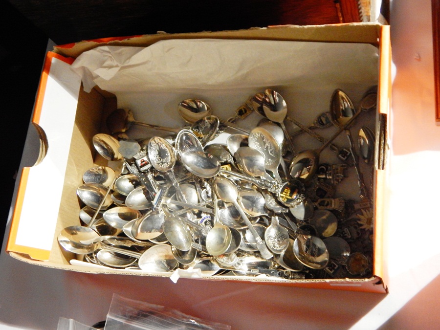 Collection of Souvenir spoons (1 box)