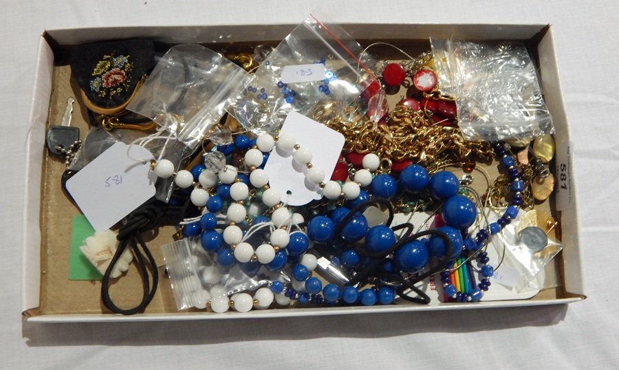 Quantity of costume jewellery to include necklaces, gilt metal chains, etc.