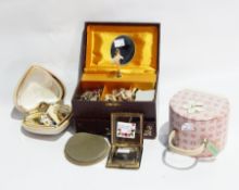 A quantity of costume jewellery, compacts, etc.
