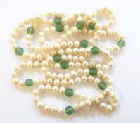 Freshwater pearl and green hardstone bead necklace (possibly jade),