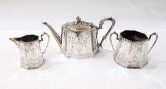 Victorian teapot with reeded decoration to lid with melon-shaped finial,