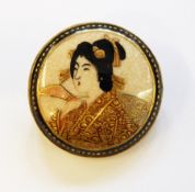 Japanese Satsuma pottery brooch depicting head and shoulders of a geisha