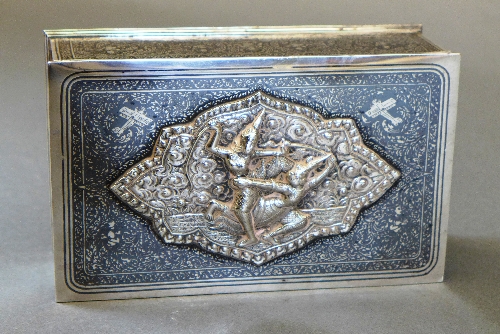 A Thai silver niello work box early C20th with intricate niello work decoration depicting - Image 2 of 6