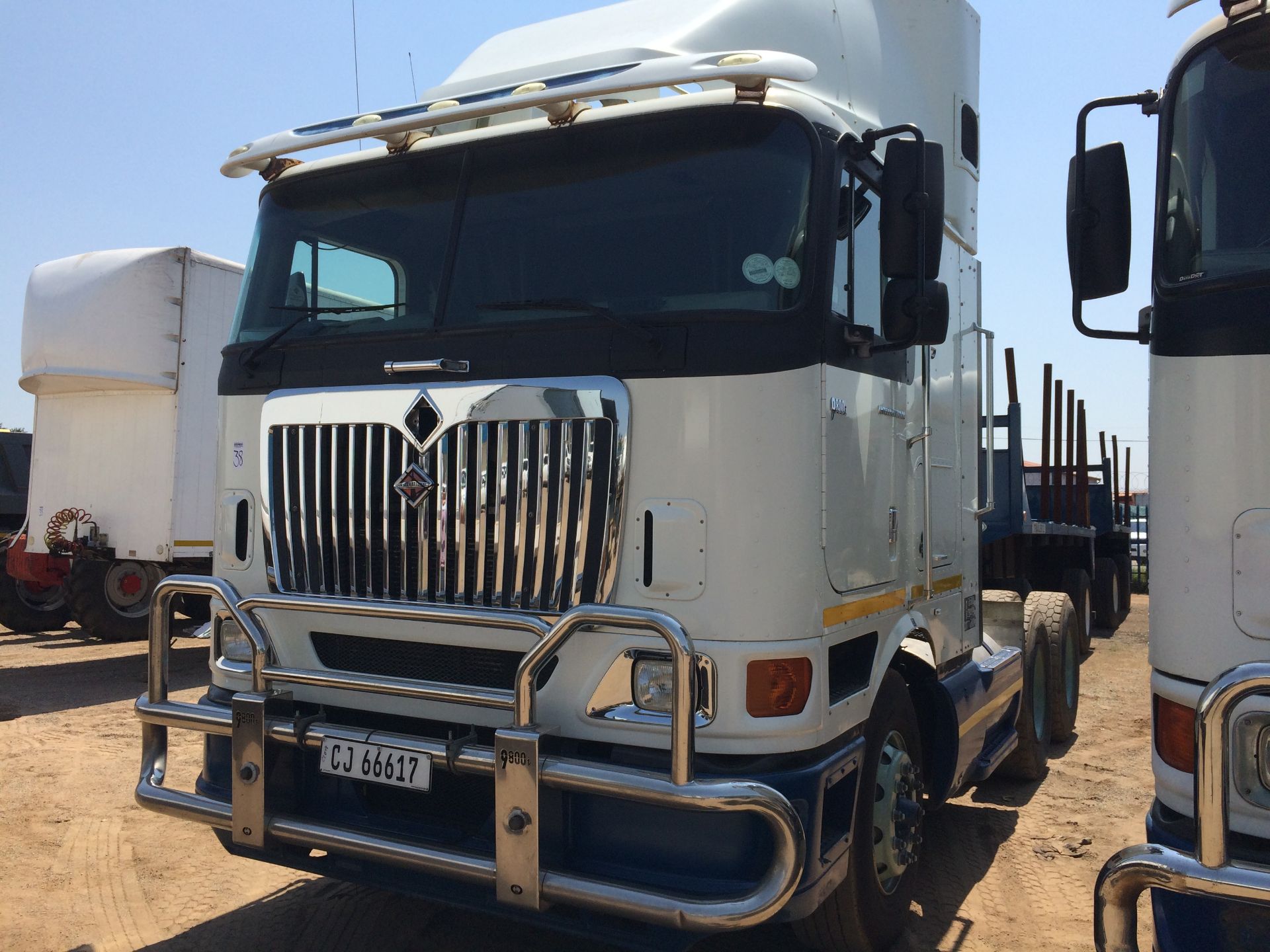 2009 INTERNATIONAL 9800I 6X4 T/T - REG NO: CJ66617