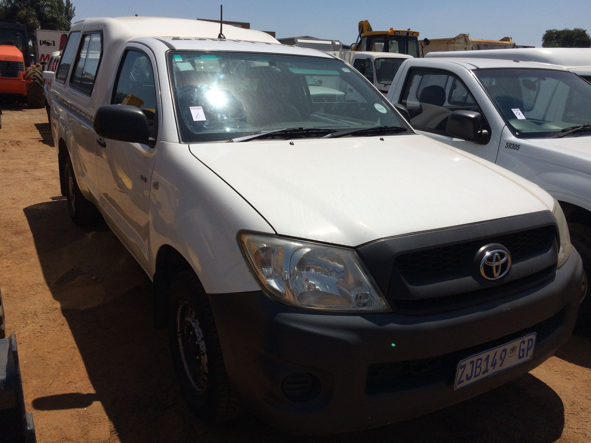 2010 TOYOTA HILUX 2.5D-4D LDV REG NO: ZJB149GP