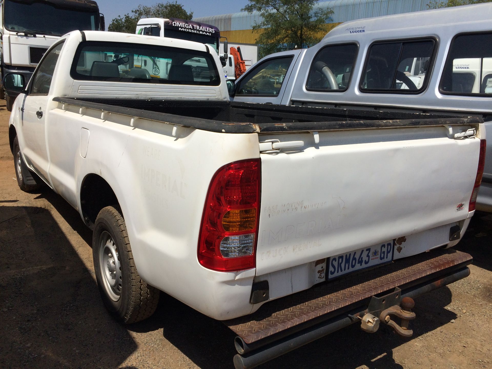 2005 TOYOTA HILUX 2.0VVTi LDV REG NO: SRM643GP - Image 4 of 4