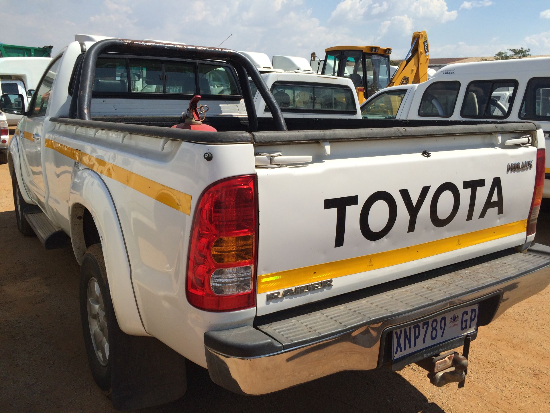 2008 TOYOTA HILUX 3.0D-4D RAIDER LDV REG NO: XNP789GP - Image 4 of 4