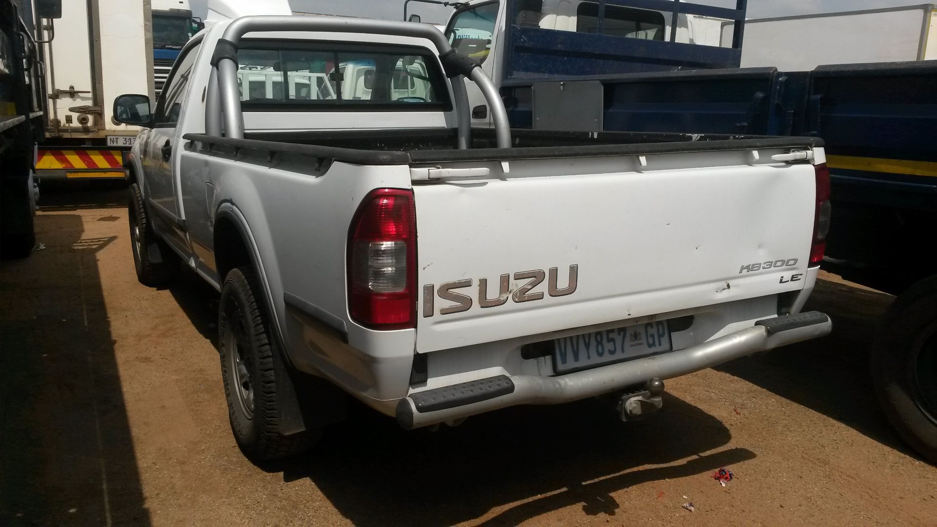 2007 ISUZU KB300LE 4X4 LDV - REG NO: VVY857GP - Image 2 of 4