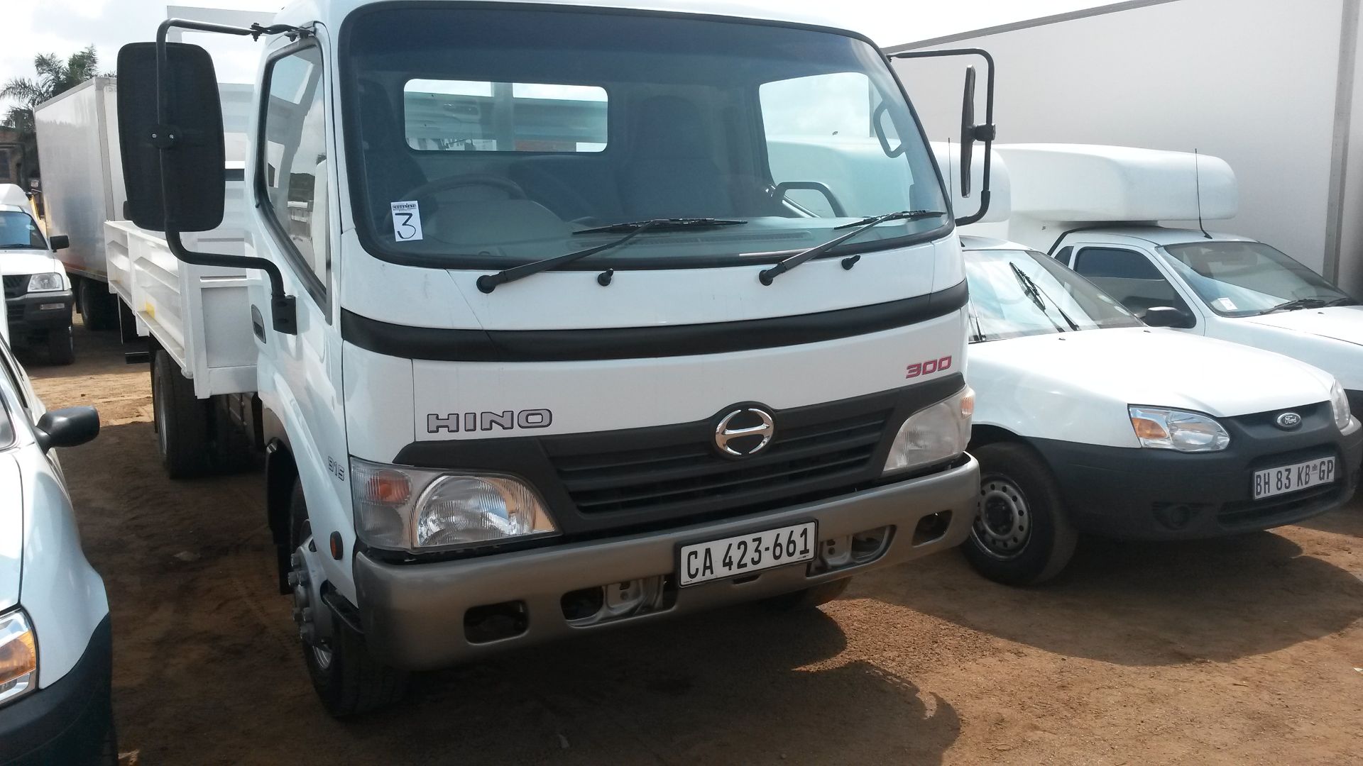 2009 TOYOTA HINO 300 915 D/SIDE - REG NO: CA423-661