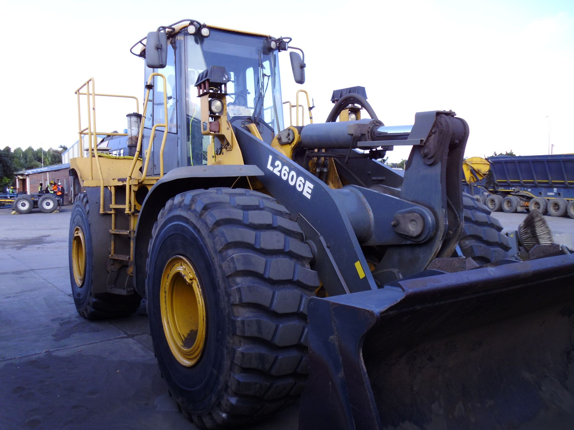 2010 BELL 2606 FRONT END LOADER - REG NO: NRB15243 (FLEET NO: 23254) 14,593 HRS - Image 3 of 11