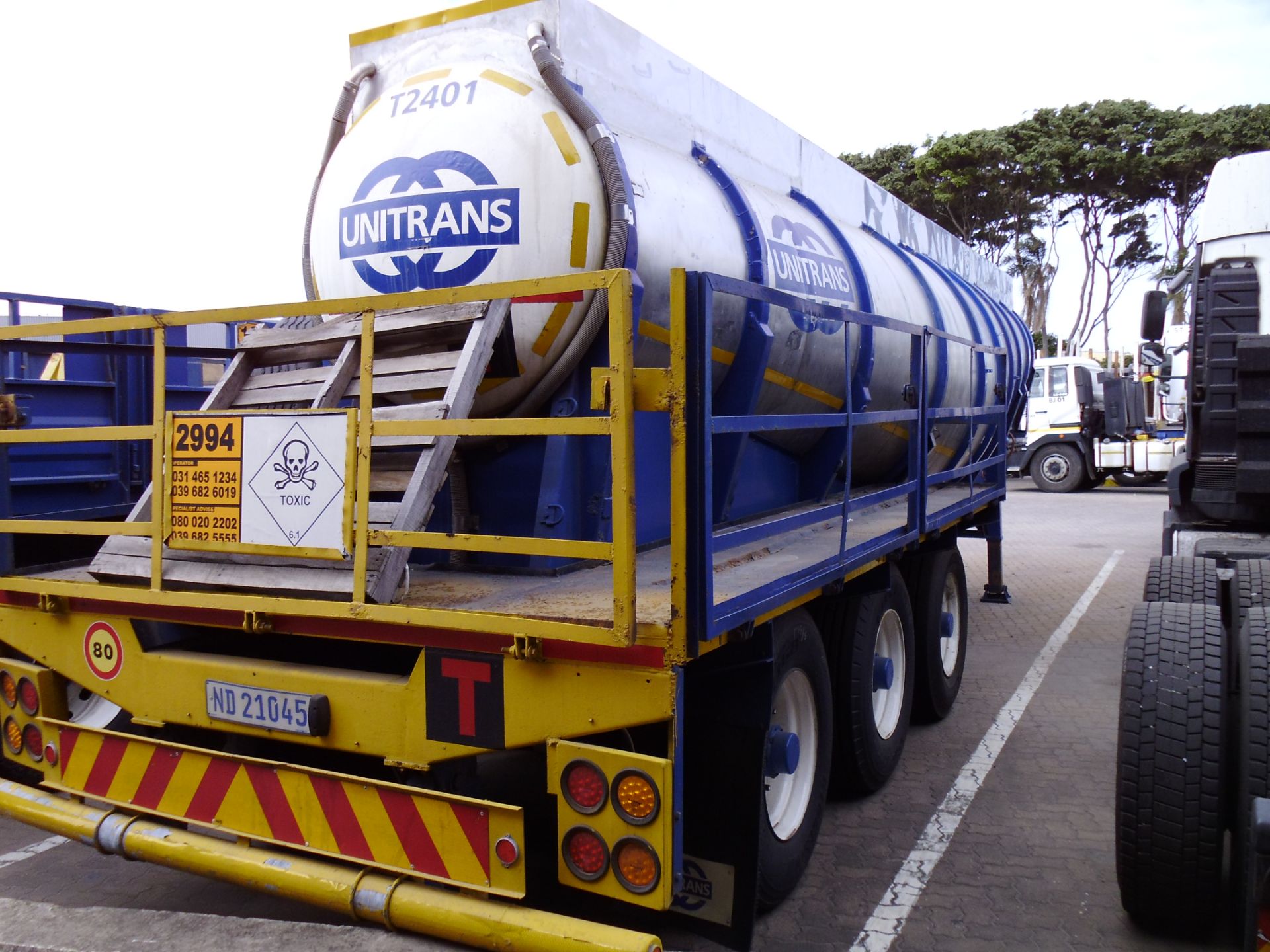 1998 TRI-AXLE STEEL TRAILER - REG NO: ND21045 (FLEET NO: T2401)