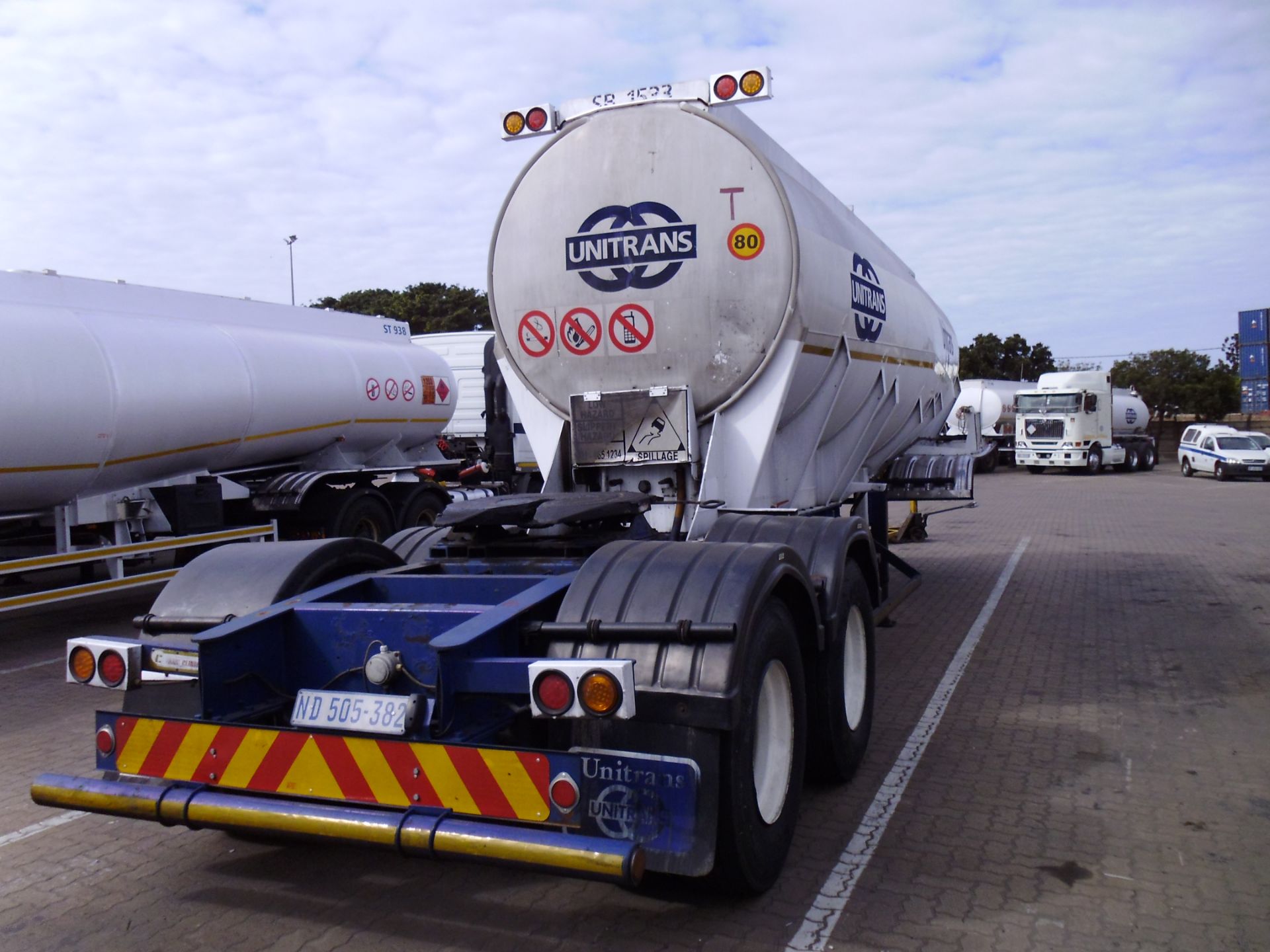 1995 TANKCLINIC ALUMINIUM INTERLINK TRAILER - REG NO: ND505382 (FLEET NO: SB1533/4)