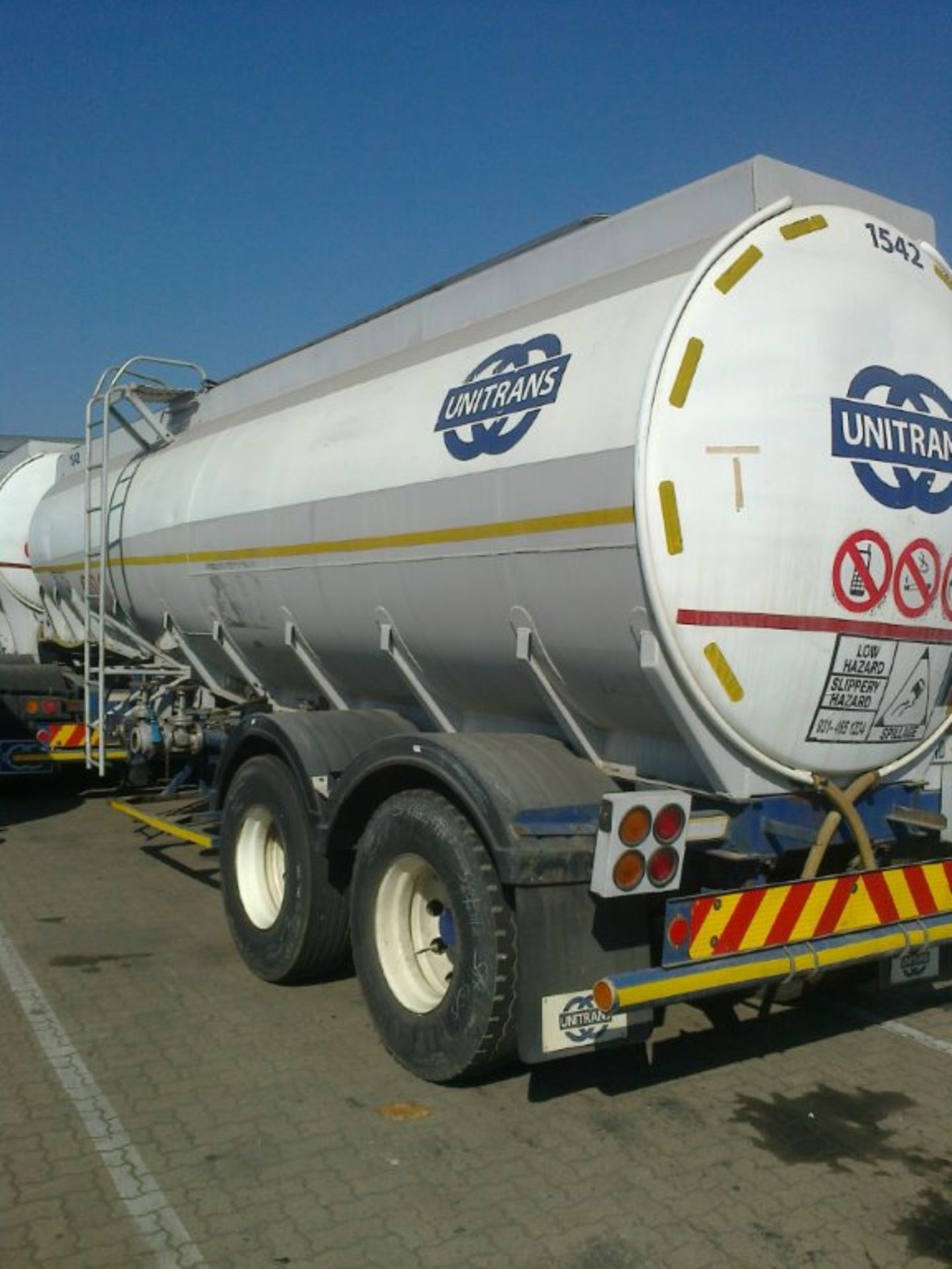 1996 TANKCLINIC ALUMINIUM INTERLINK TRAILER - REG NO: ND85835/ND85852 (FLEET NO: SB1541/2) - Image 6 of 8