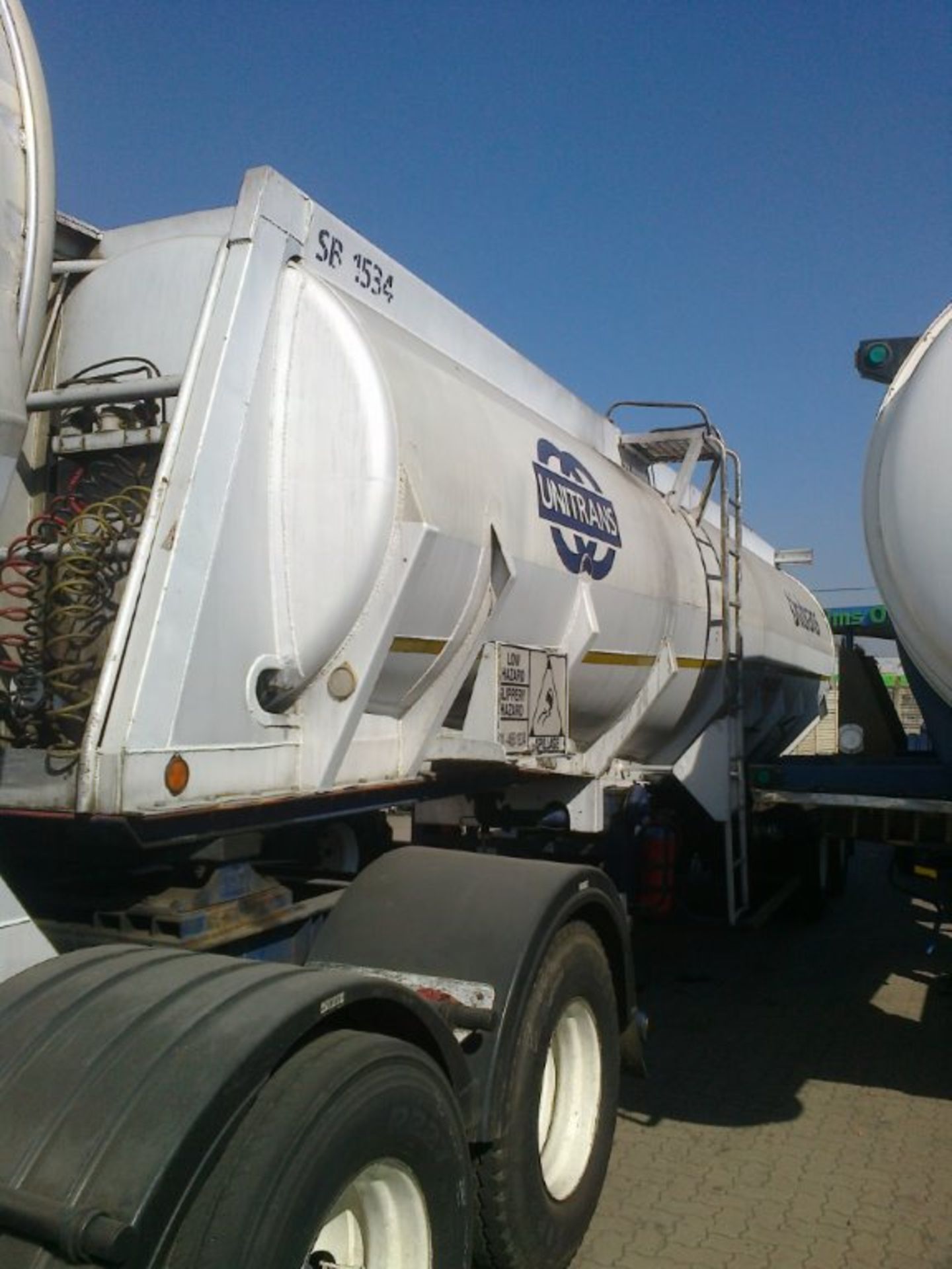 1995 TANKCLINIC ALUMINIUM INTERLINK TRAILER - REG NO: ND505382 (FLEET NO: SB1533/4) - Image 11 of 13