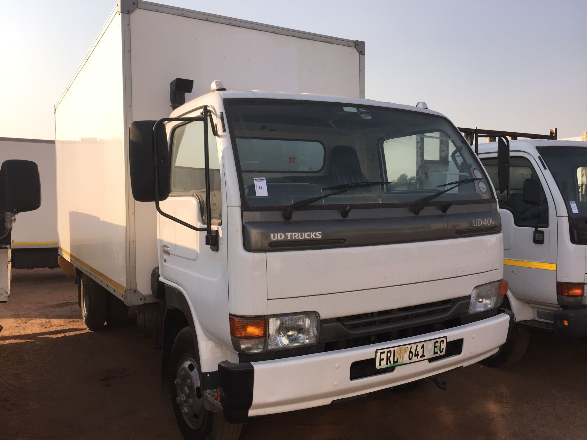 2011 NISSAN UD40L V/VAN - REG NO: FRL641EC