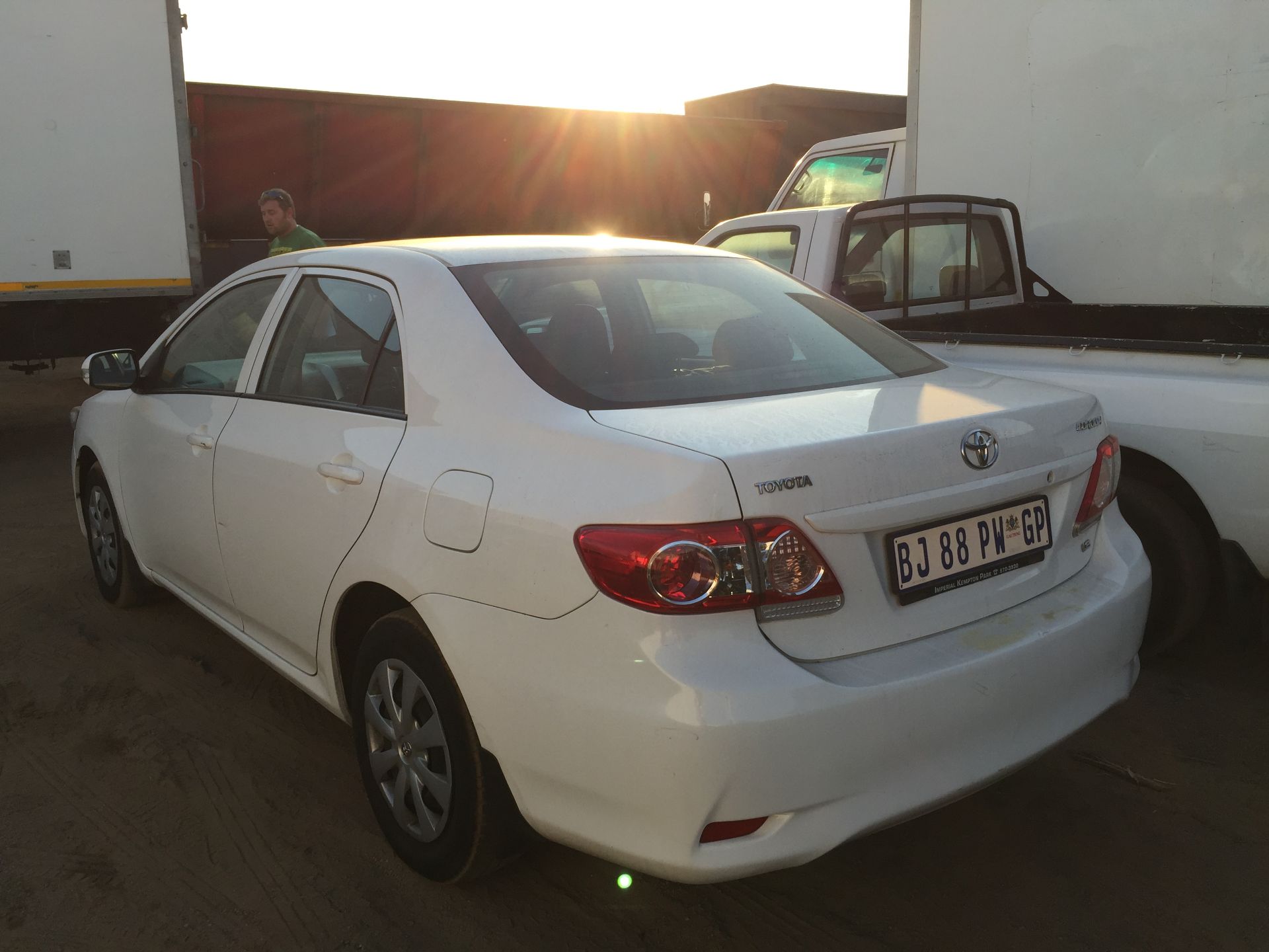 2011 TOYOTA COROLLA 1.6 PROFESSIONAL - 149,158 KM - REG NO: BJ88PWGP - Bild 3 aus 3