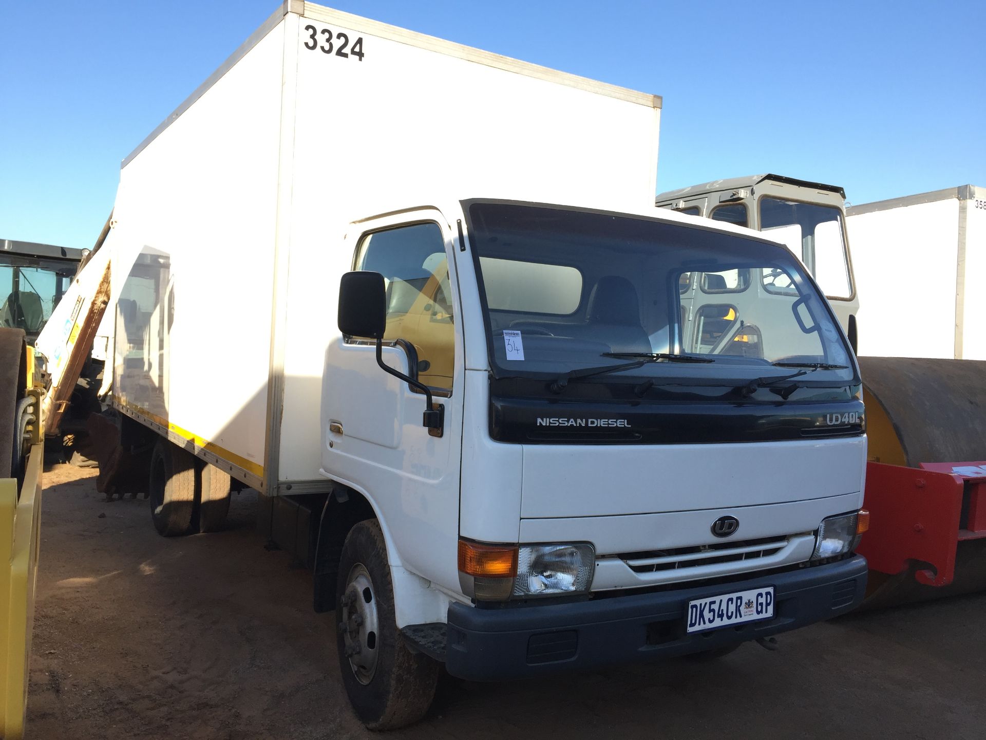 2006 NISSAN UD40L V/VAN - REG NO: DK54CRGP