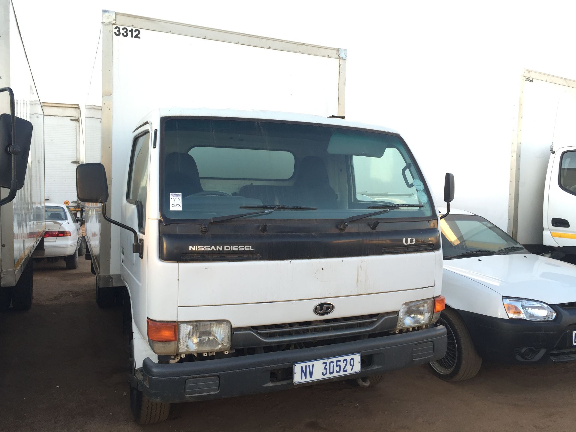 2006 NISSAN UD40L V/VAN - REG NO: NV30529