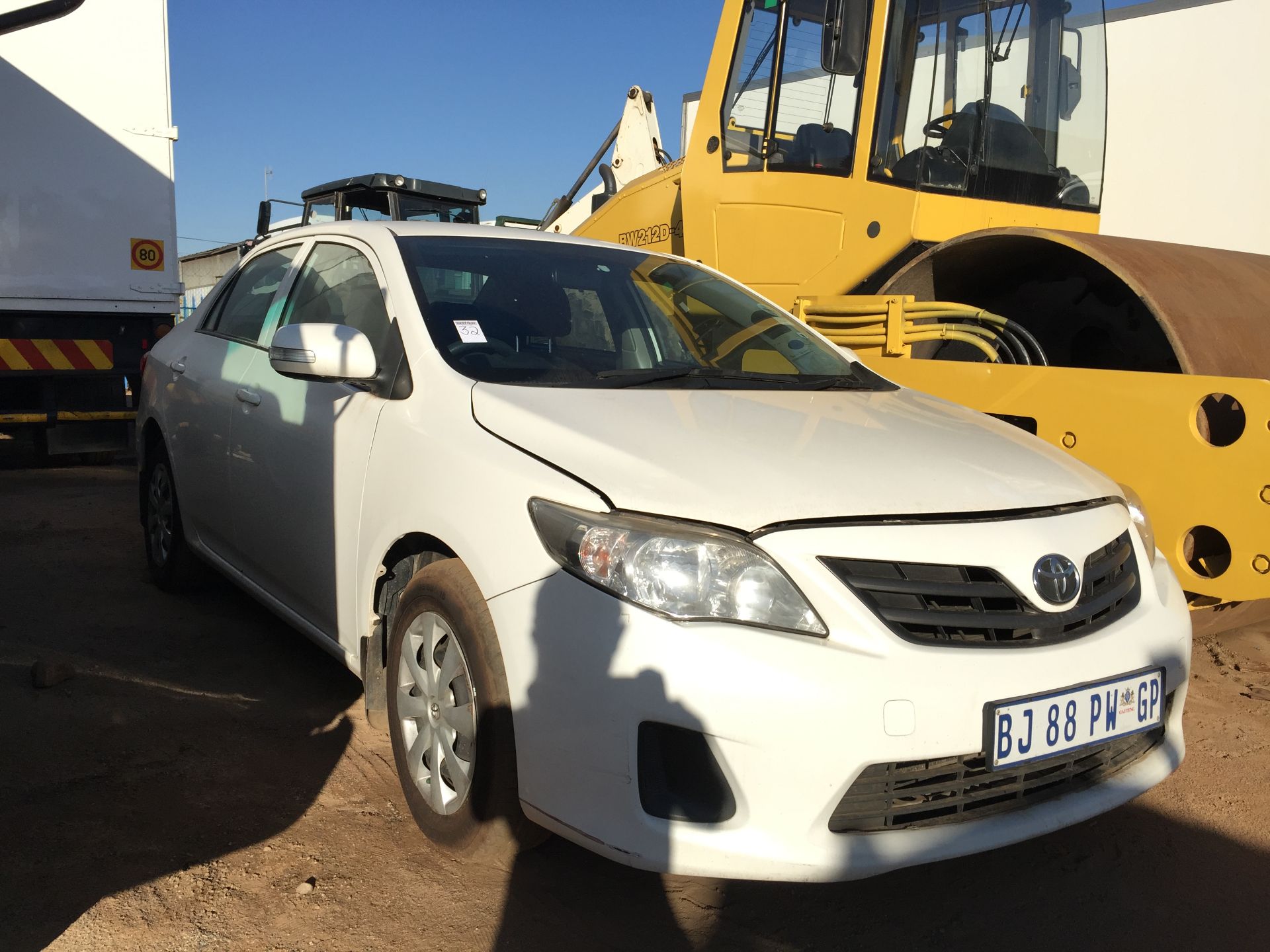 2011 TOYOTA COROLLA 1.6 PROFESSIONAL - REG NO: BJ88PWGP