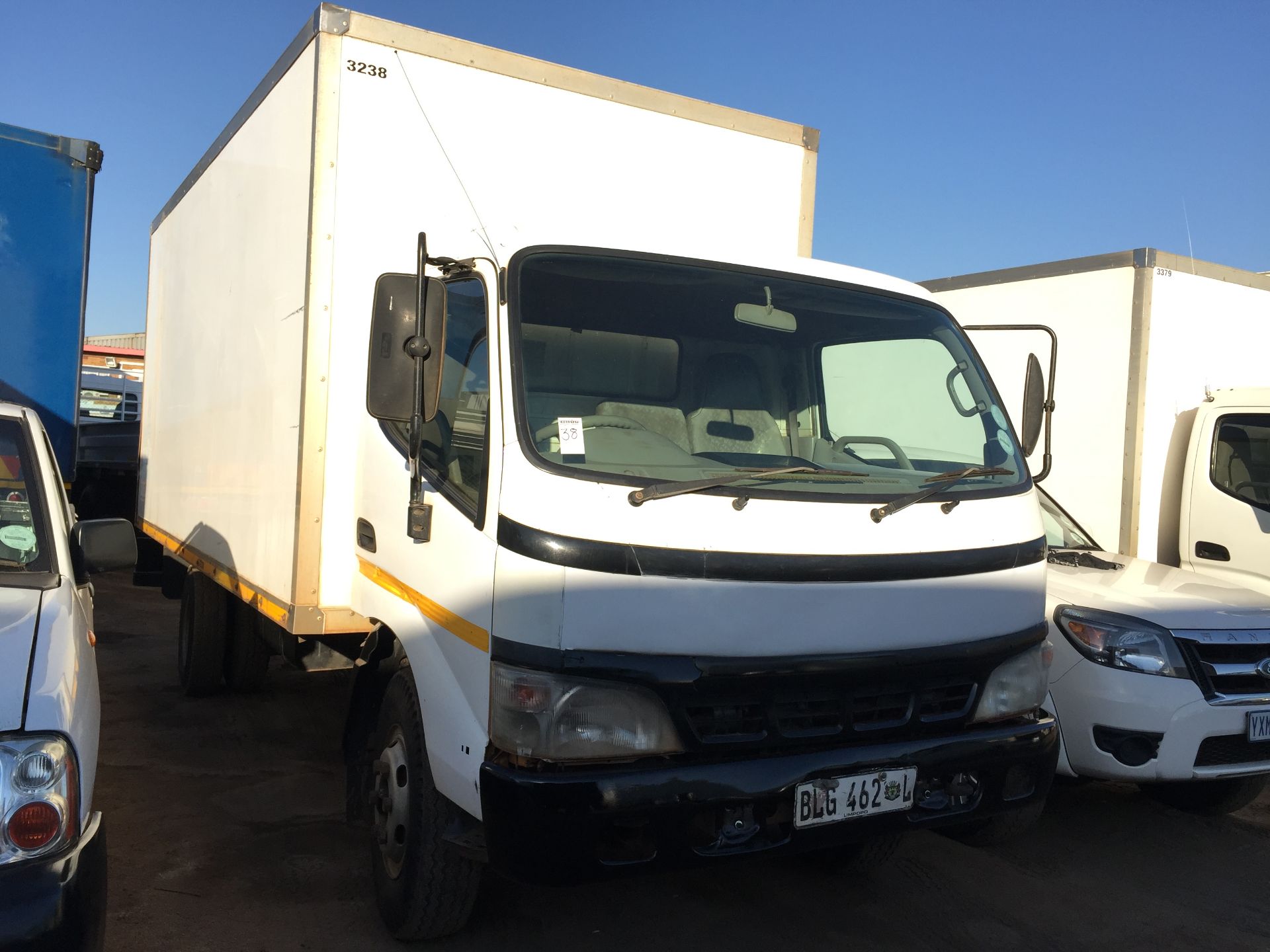 2013 NISSAN UD40L V/VAN - REG NO: FZS177EC