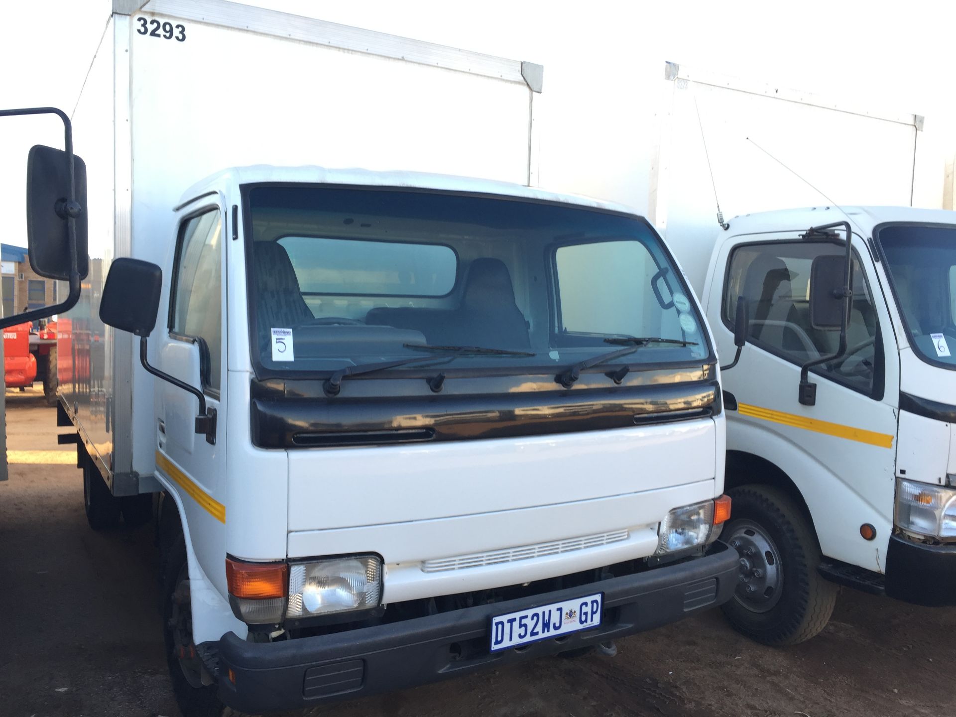 2006 NISSAN UD40L V/VAN - REG NO: DT52WJGP