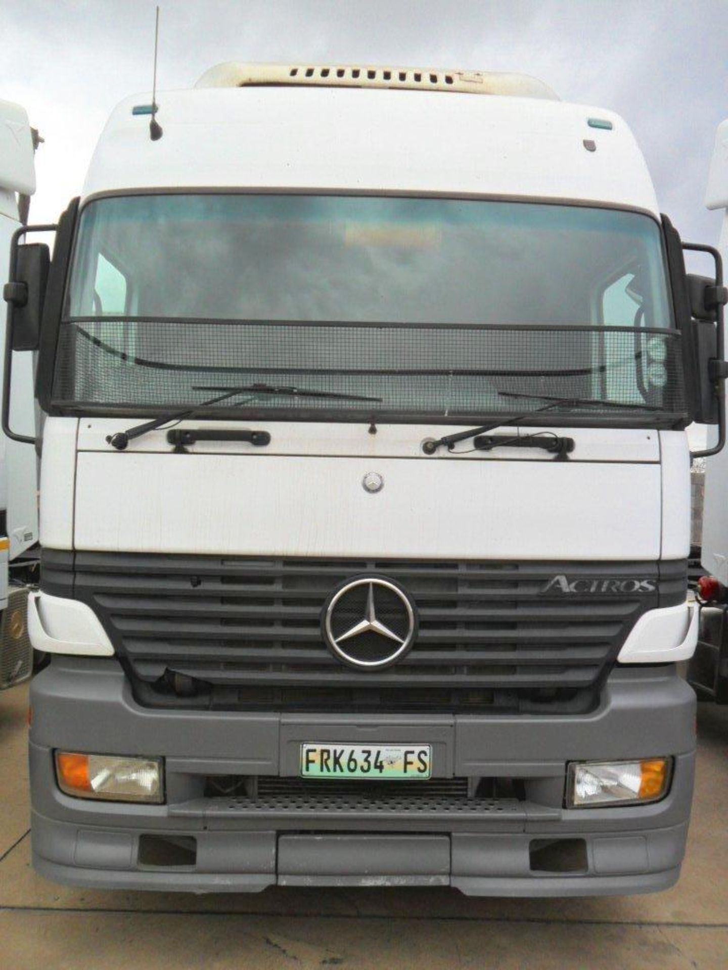 2003 M/BENZ ACTROS 2648 6X4 T/T - REG NO: FRK634FS - (ITEM TO BE SOLD SUBJECT TO CONFIRMATION) - Image 9 of 10