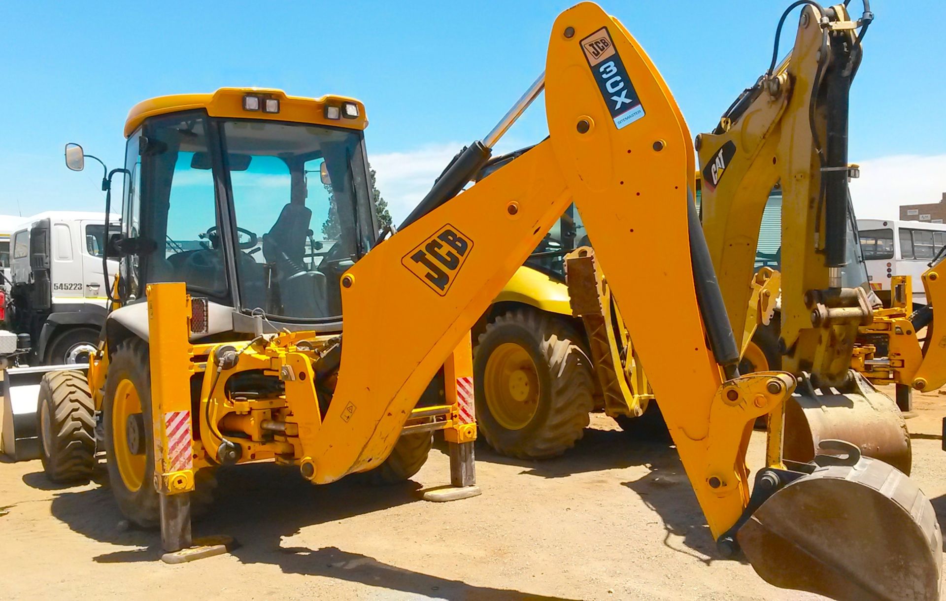 2010 JCB 3CX 4X4 TLB - (JCB3CX04J01620624) - Image 3 of 3