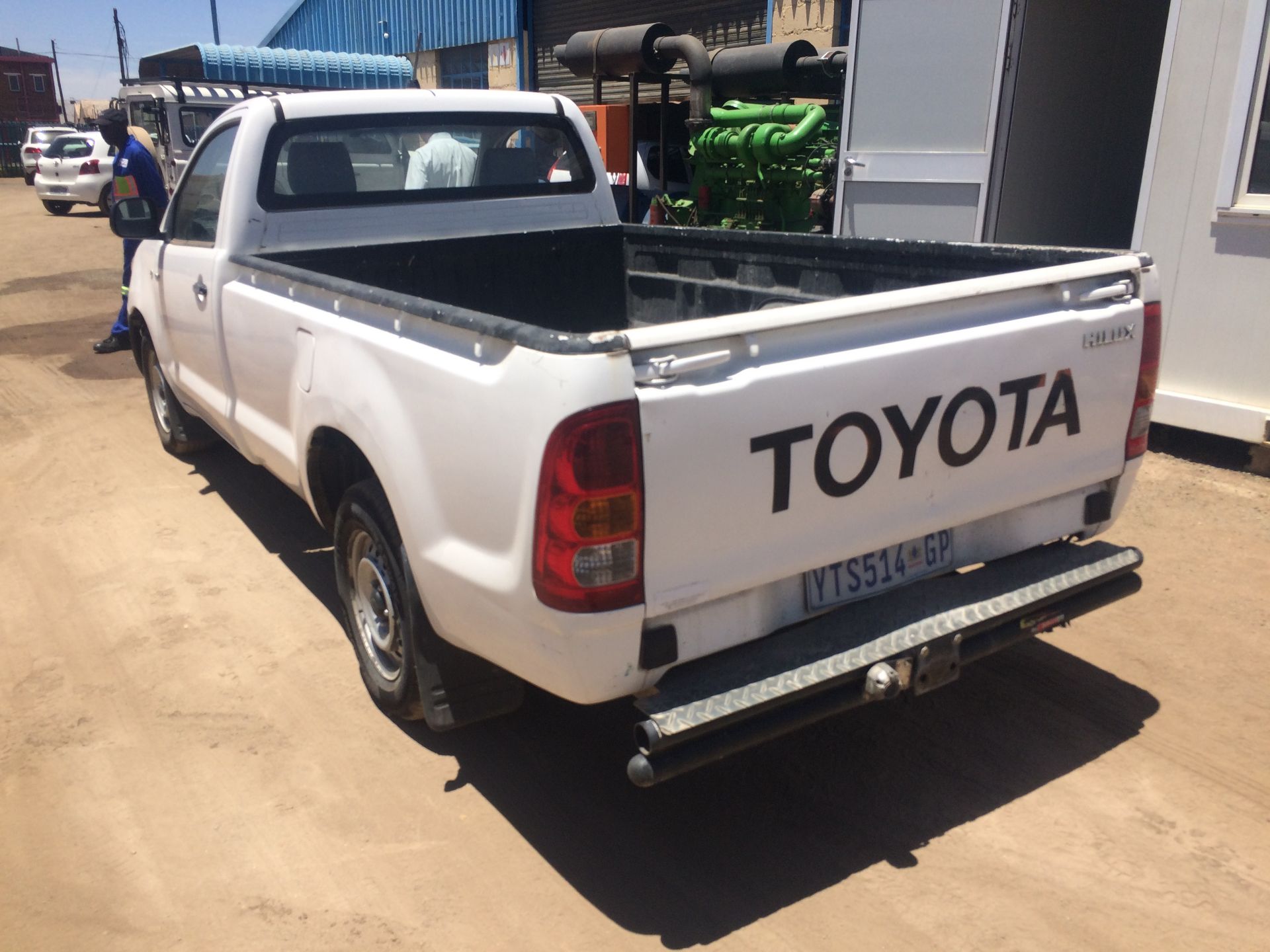 2009 TOYOTA HILUX 2.5D-4D LDV - (YTS514GP) - Image 3 of 3