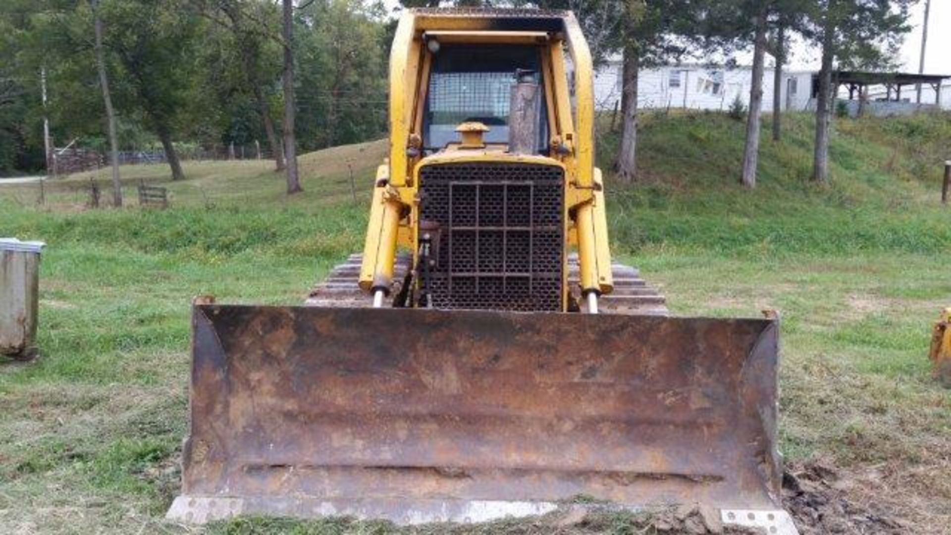 JD 850D Dozer - Image 7 of 13