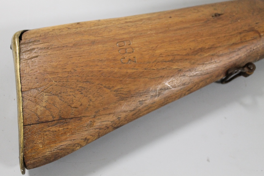 A 19TH CENTURY MUZZLE LOADING PERCUSSION FIRE RIFLE,  butt with brass end plate, the woodwork - Image 3 of 5