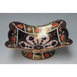 A LARGE ROYAL CROWN DERBY IMARI TWIN HANDLED FOOTED BASKET, with scrolling handle design, W 29 cm