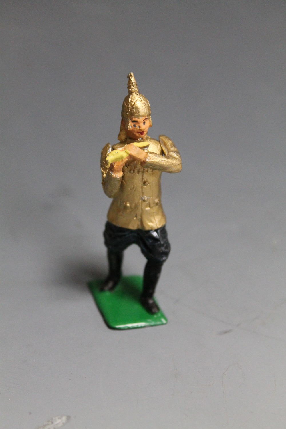 A COLLECTION OF REPRODUCTION METAL SOLDIERS OF MARCHING BANDS including Women's Royal Canadian Naval - Image 8 of 10