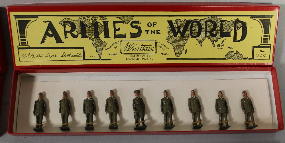 A COLLECTION OF APPROXIMATELY SIXTY METAL FIGURES BY BRITAINS, to include US Army Air Corps Officers - Image 4 of 4