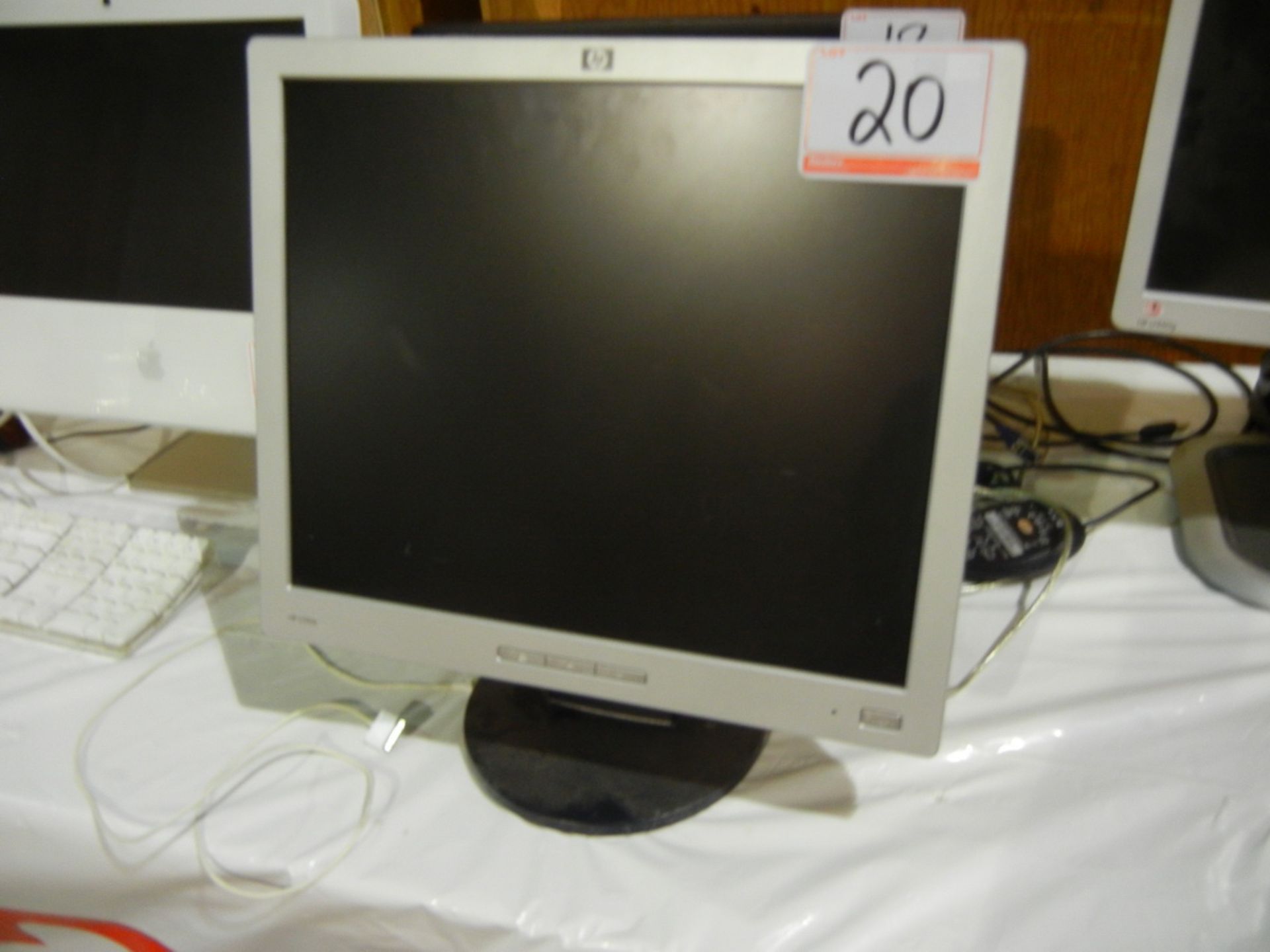 HP 19" LCD MONITOR