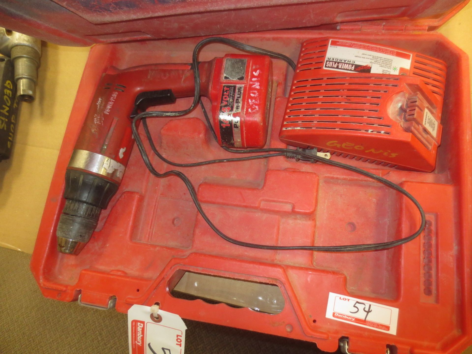 MILWAUKEE 14.4V BATTERY DRILL W/1 BATTERY