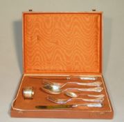 Kommunionsbesteck "Chippendale" 800-er Silber 240 g  7 teiliges Set, jeweils mit Namensgravur "