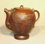 Chinesische Teekanne mit Fledermausausguss 19. Jhd.  aufwendig gestaltete Teekanne, Bronze mit