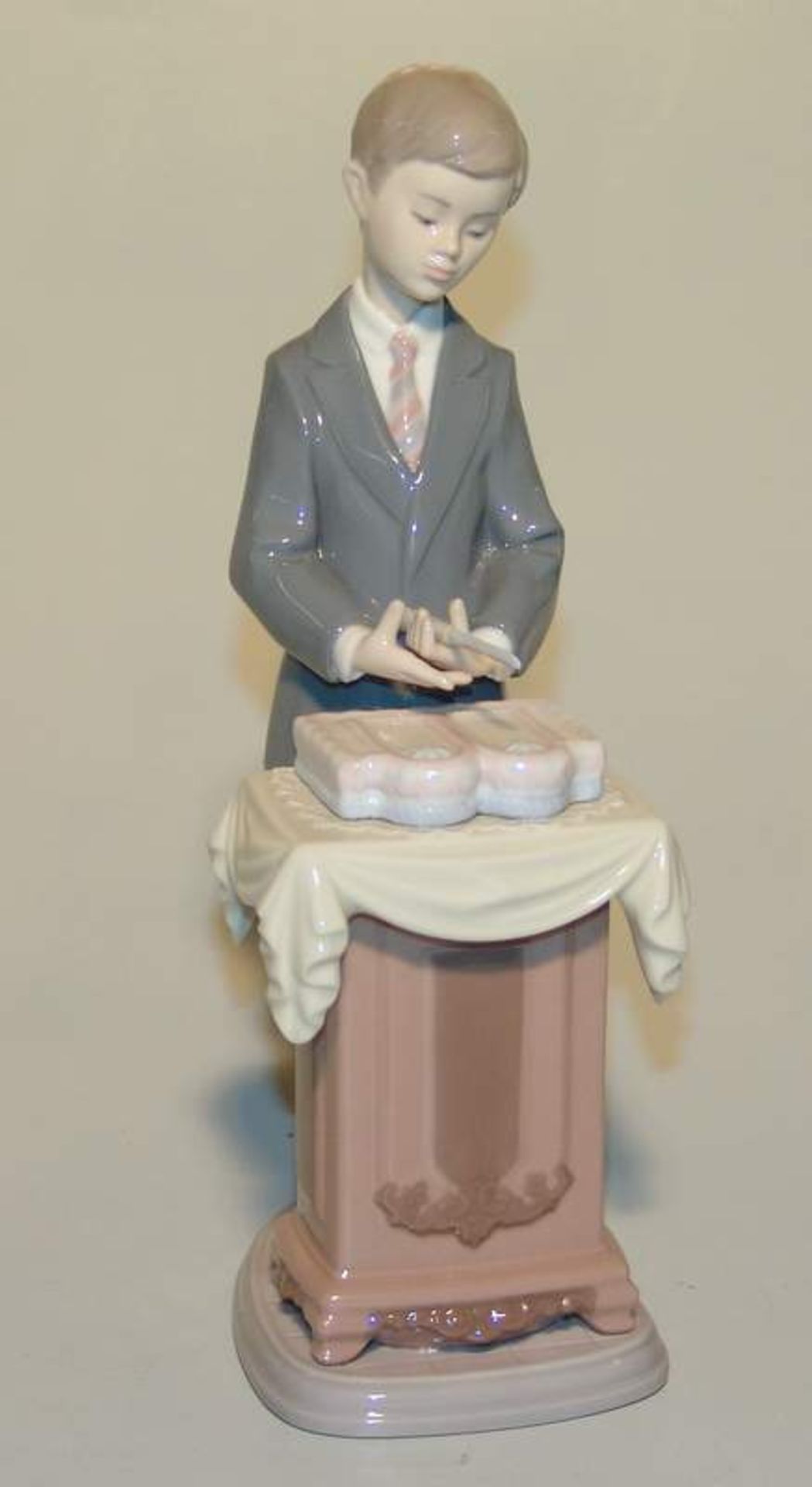 Lladro Porzellanmanufaktur, Spanien (blaue Manufakturmarke, blindgeprägte Formenmarke): Thora-