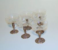 Folge von 6 Champagnerschalen, Silber + Glas, um 1930der durchbrochen floral in der Art der